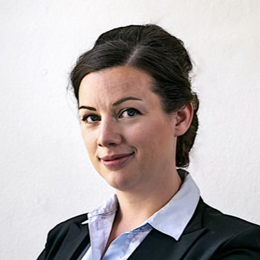 Dr. Lisa Diwischek